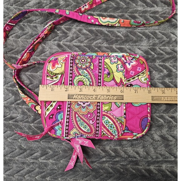 Vera Bradley Hot Pink Floral Paisley Mini Crossbody Bag Purse Quilted Purple - Picture 11 of 11